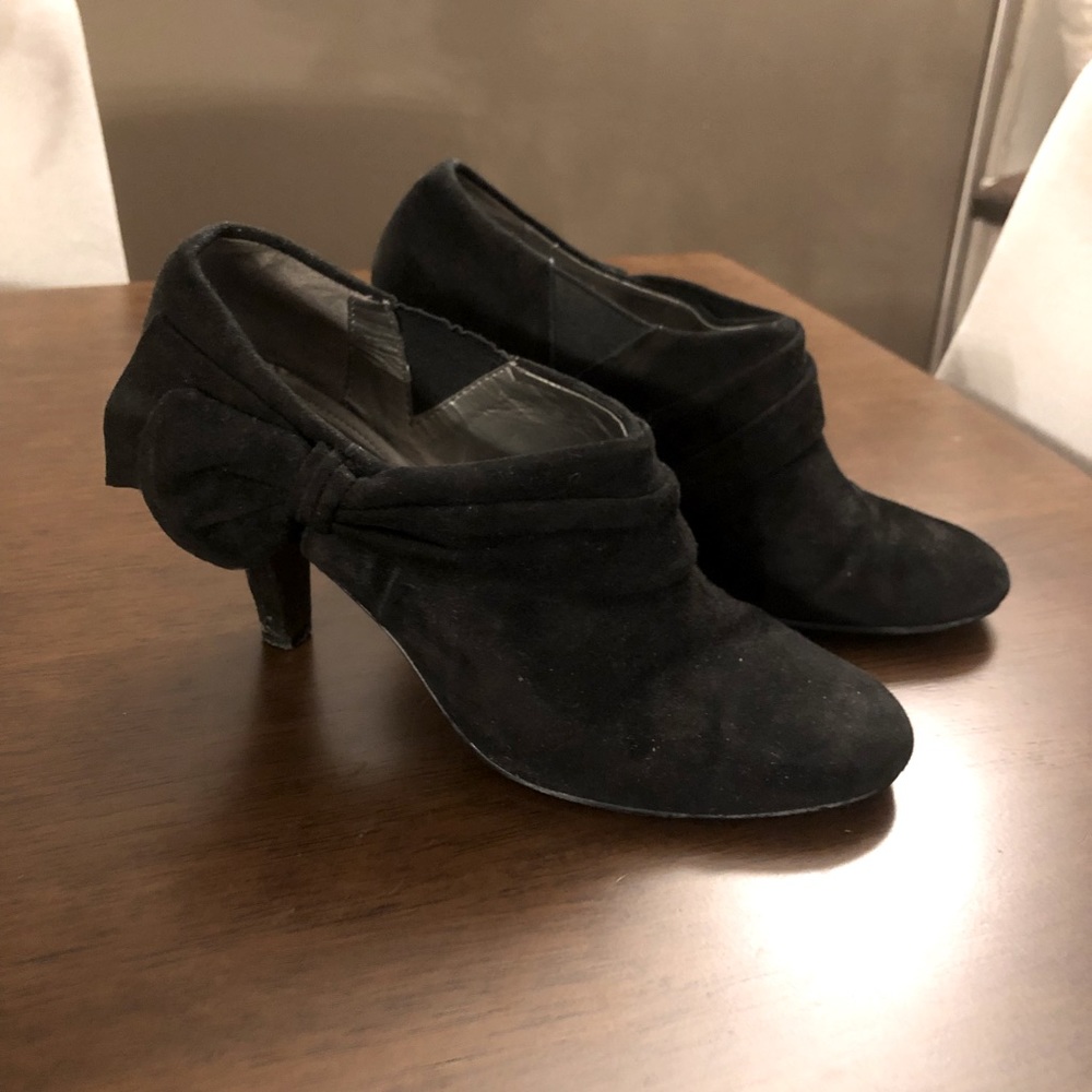 Black ankle boots- Tahari